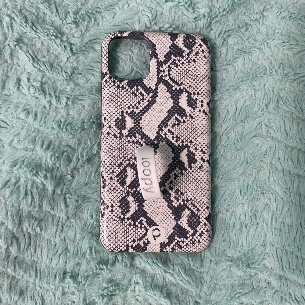Loopy IPhone 11 Pro Max SnakeSkin Case